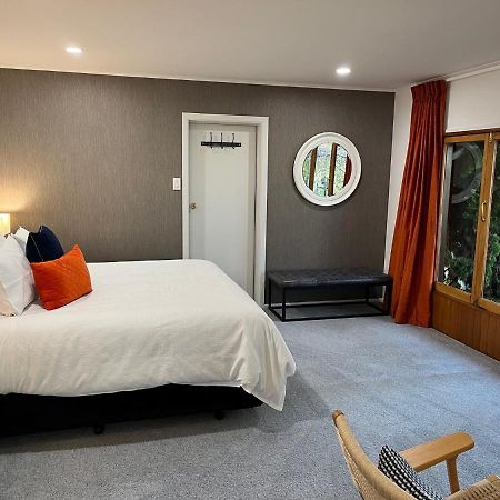 Shy Cottage And Studio Greytown Eksteriør billede