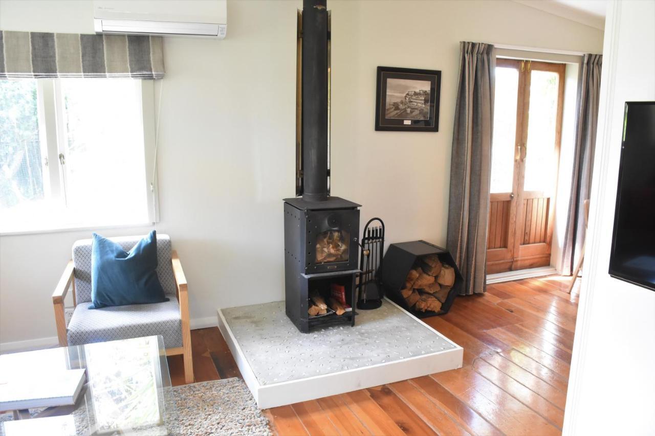 Shy Cottage And Studio Greytown Eksteriør billede
